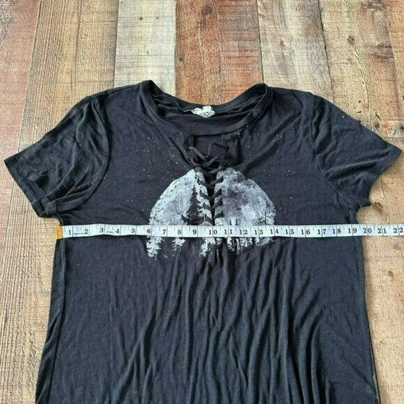 Modish Rebel women's lace up neckline short sleeve moon Graphic T-shirt black - Picture 4 of 7